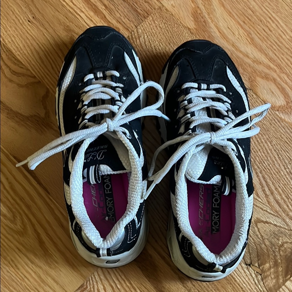 Skechers Memory Foam Sneakers